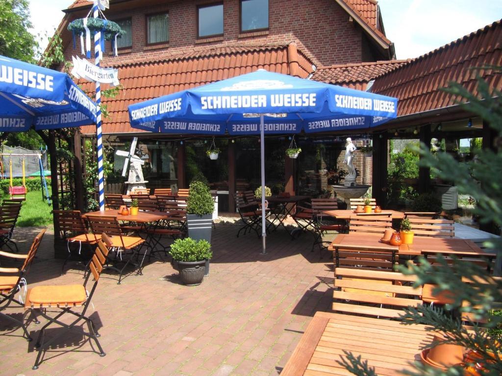 Akzent Hotel Cordes & Restaurant Am Rosengarten Sottorf Esterno foto